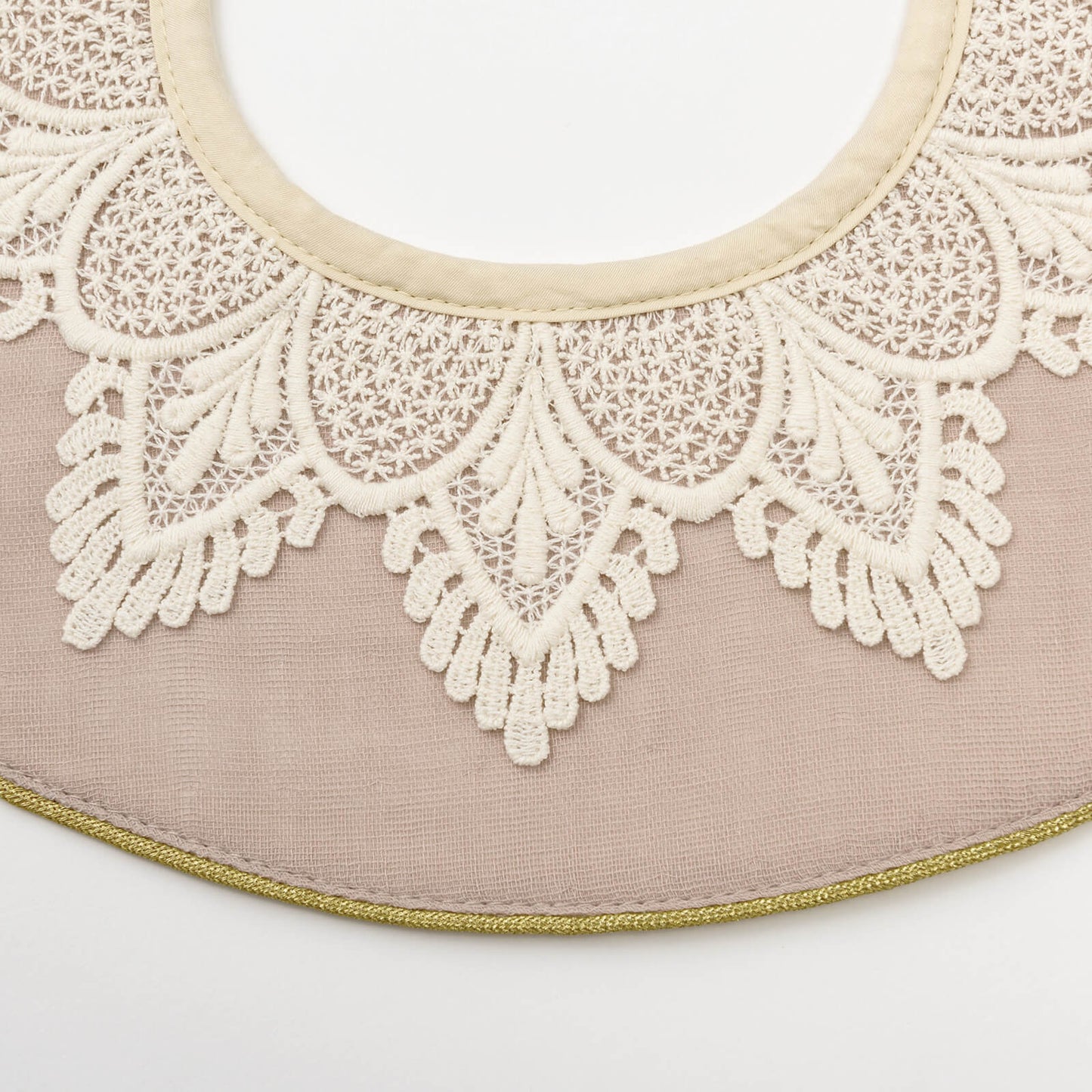 dolce 1 lace collar